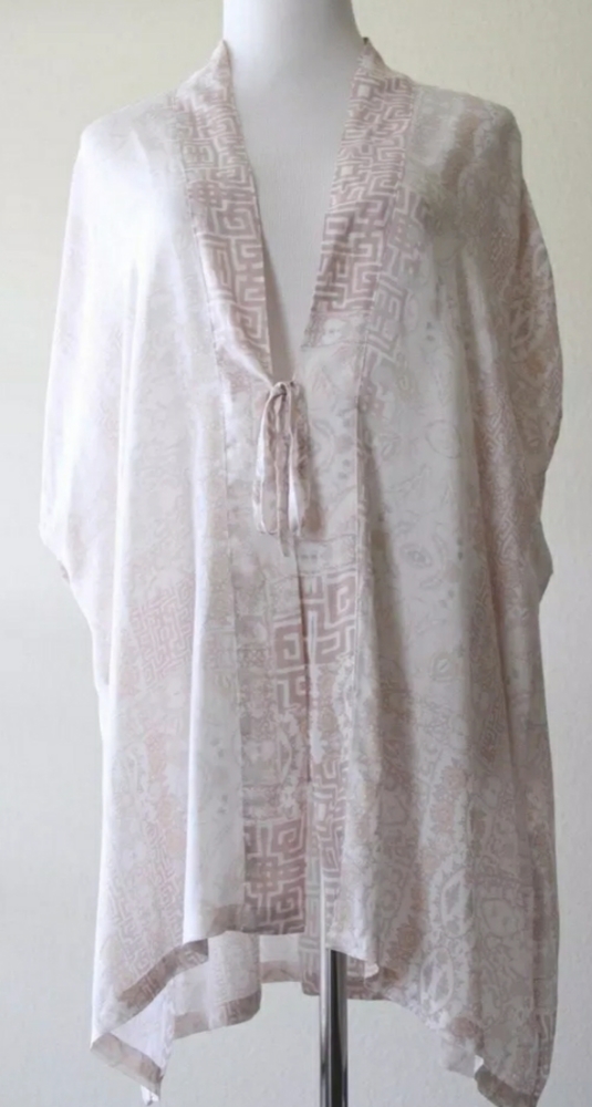 VICTORIA SECRET KIMONO ROBE SZ ONE SIZE